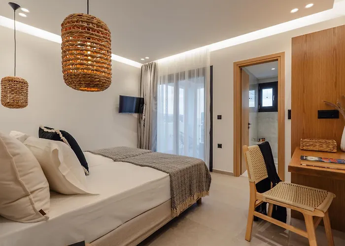 C And G Agia Anna (Naxos)