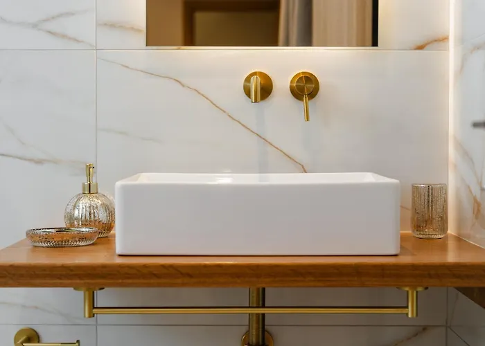 C And G Вилла *